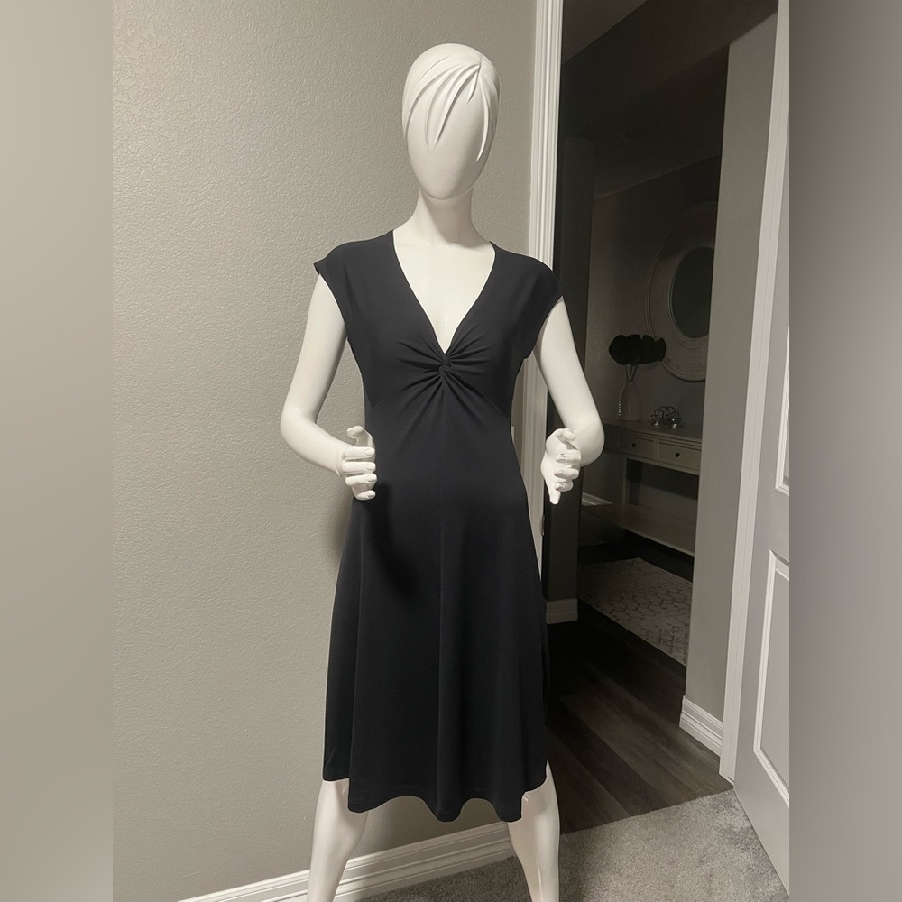Patagonia Black Alice Stretch Travel Front Twist
Dress - Size M